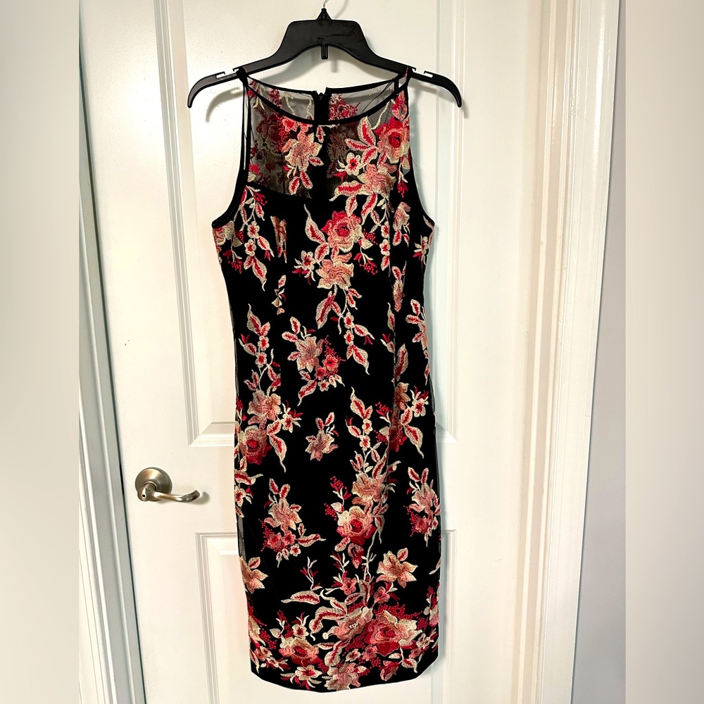 Stunning dress from White House Black Market Size 8